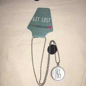 Necklace with pendent